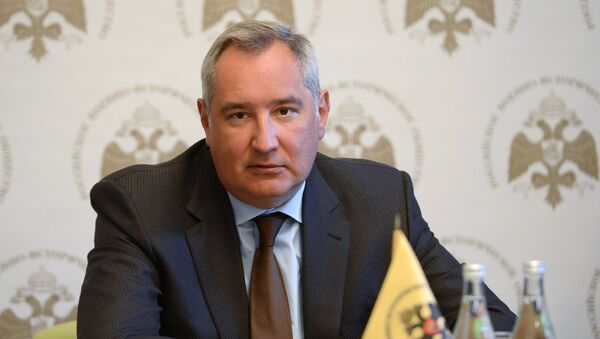 Потпредседник владе Русије задужен за војни сектор Дмитриј Рогозин - Sputnik Србија