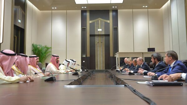September 4, 2016. Russian President Vladimir Putin, third right, and Deputy Crown Prince and Defense Minister of Saudi Arabia Muhammad bin Salman Al Saud, fourth left, during a meeting as part of the G20 Summit in Hangzhou. - Sputnik Србија