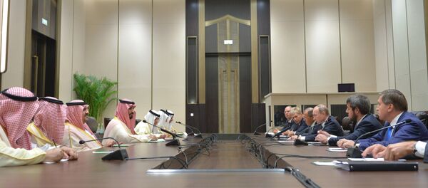 September 4, 2016. Russian President Vladimir Putin, third right, and Deputy Crown Prince and Defense Minister of Saudi Arabia Muhammad bin Salman Al Saud, fourth left, during a meeting as part of the G20 Summit in Hangzhou. - Sputnik Србија