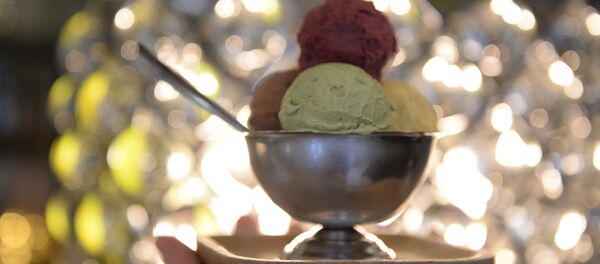 Мороженое в клубе Чайная высота. Дом чая и мороженого - Sputnik Србија