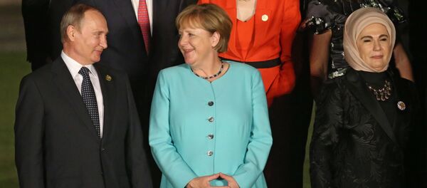 Владимир Путин и Ангела Меркел - Sputnik Србија