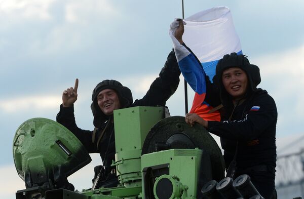 Изложба ће ући у историју и по броју нове војне технике која ће бити приказана и по броју војних тема о којима ће учесници форума дискутовати. Изложба ће ући у историју и по броју нове војне технике која ће бити приказана и по броју војних тема о којима ће учесници форума дискутовати. - Sputnik Србија