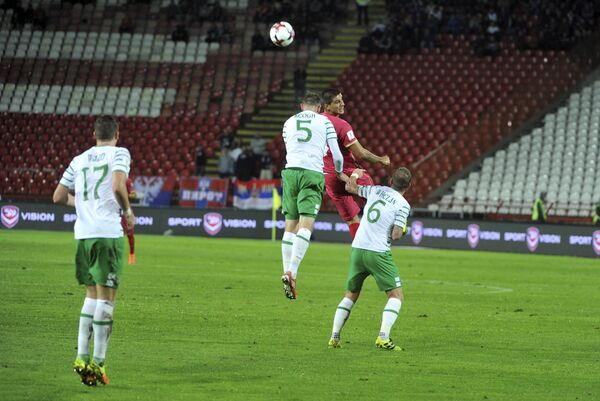 Дуел током квалификационе утакмице за Светско првенство у Русији 2018. године између Србије и Републике Ирске - Sputnik Србија