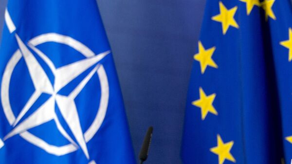 Заставе НАТО-а и ЕУ - Sputnik Србија