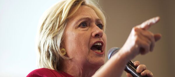Кандидат Демократске партије за председника САД Хилари Клинтон током предизборне конвенције у Филаделфији Кандидат Демократске партије за председника САД Хилари Клинтон током предизборне конвенције у Филаделфији - Sputnik Србија
