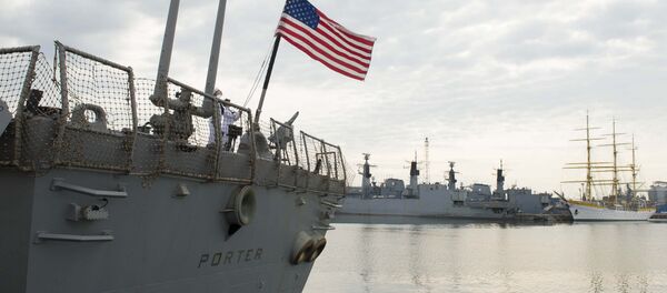 Ракетни разарач америчке морнарице УСС Портер (ДДГ 78) у луци Констанца у Румунији - Sputnik Србија