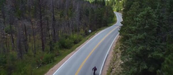 FASTEST SKATEBOARDER EVER! 89.41 mph/143.89 km/h - Kyle Wester - Sputnik Србија