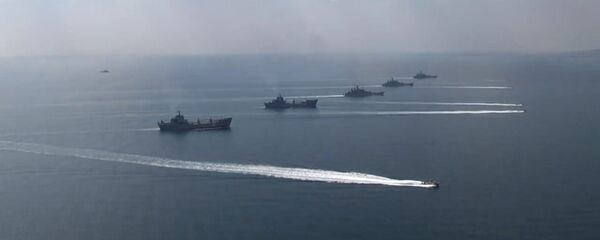 Brodovi Crnomorske flote i Kaspijske flotile tokom vojne vežbe Kavkaz 2016. - Sputnik Srbija