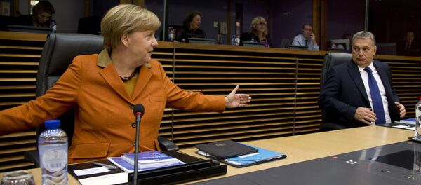 Ангела Меркел и Виктор Орбан - Sputnik Србија
