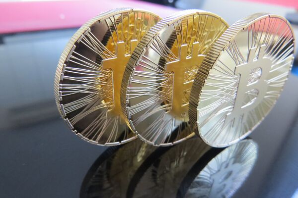 Биткојн - Sputnik Србија