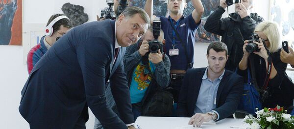Milorad Dodik na glasačkom mestu - Sputnik Srbija