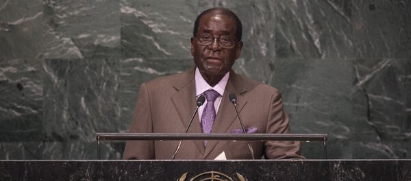 Predsednik Zimbabvea Robert Mugabe govori na Generalnoj skupštini UN u Njujorku Predsednik Zimbabvea Robert Mugabe govori na Generalnoj skupštini UN u Njujorku - Sputnik Srbija