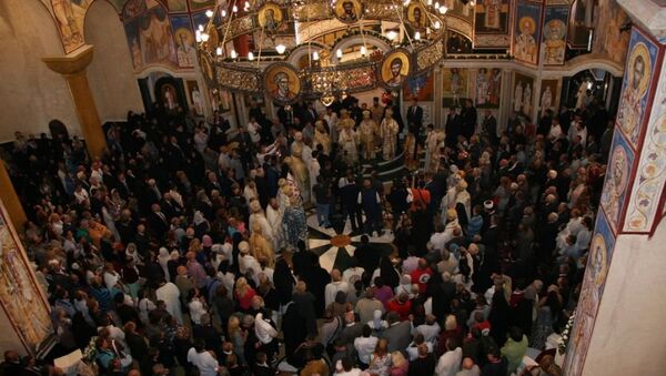 Верници у Саборном храму Светог Јована Владимира у Бару - Sputnik Србија