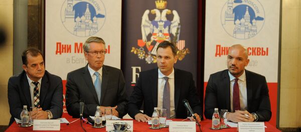 Градоначелник Београда Синиша Мали и амбасадор Русије Александар Чепурин - Sputnik Србија