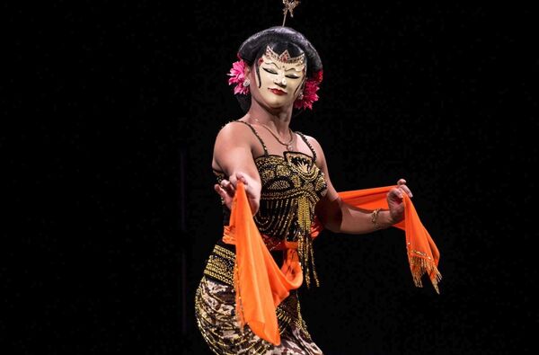 Scena iz predstave „Softmašin“ Scena iz predstave „Softmašin“ - Sputnik Srbija