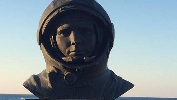 Spomenik Juriju Gagarinu na Kritu - Sputnik Srbija