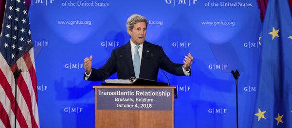 Амерички државни секретар Џон Кери говори на конференцији о будућности Трансатлантских односа у Бриселу - Sputnik Србија