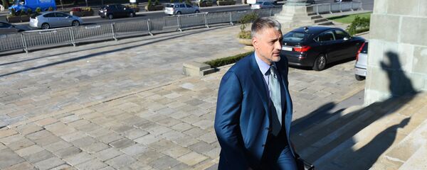 Čedomir Jovanović ulazi u Skupštinu Srbije. Čedomir Jovanović ulazi u Skupštinu Srbije. - Sputnik Srbija