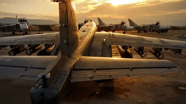 Руски војни авиони у бази Хмејмим у Сирији - Sputnik Србија