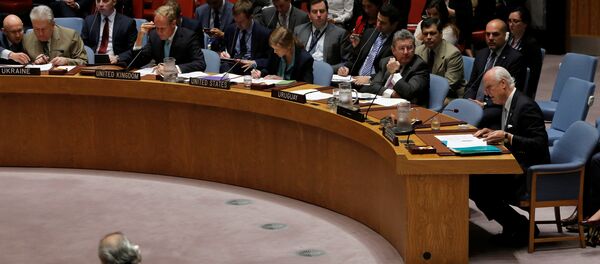 Специјални изасланик УН за Сирију Стафан де Мистура обраћа се Савету безбедности УН који заседа о Сирији - Sputnik Србија