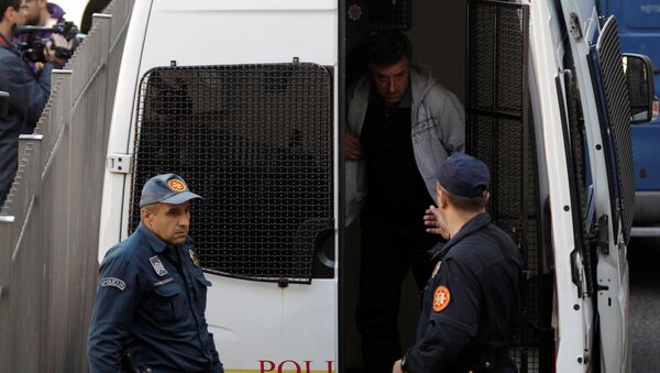 Црногорска полиција - хапшење током изборног дана - Sputnik Србија