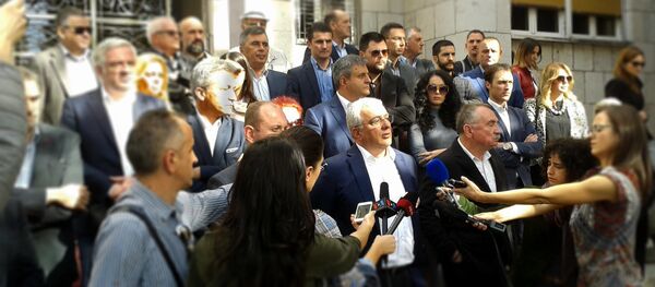 Конференција ДФ-а испред Скупштине Црне Горе - Sputnik Србија