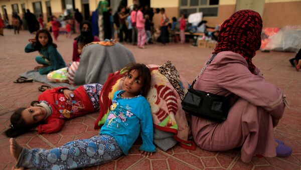 Izbeglice iz Mosula u izebgličkom kampu u gradu Erbil, Irak - Sputnik Srbija