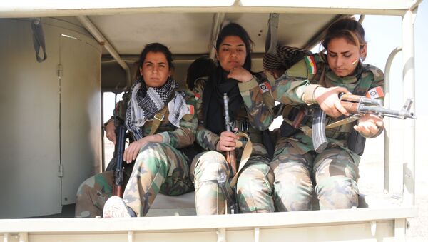 Војници Пешмерги ирачких Курда у Мосулу, Ирак - Sputnik Србија