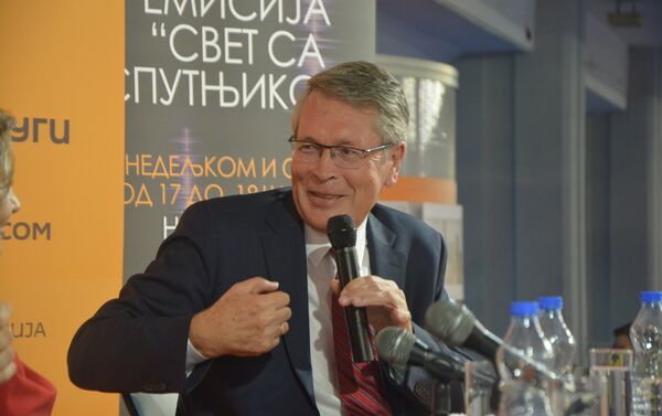 Ruski ambasador Aleksandar Čepurin, gost Sputnjika na ovogodišnjem 61. Beogradskom sajmu knjiga - Sputnik Srbija