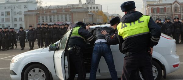 Илустрација хапшења-руска полицијa Илустрација хапшења-руска полицијa - Sputnik Србија