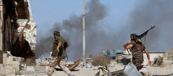 Ситуација и Либији близу града Сирт Ситуација и Либији близу града Сирт - Sputnik Србија