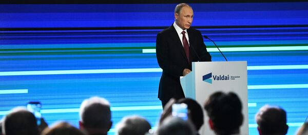 Владимир Путин на Валдају - Sputnik Србија