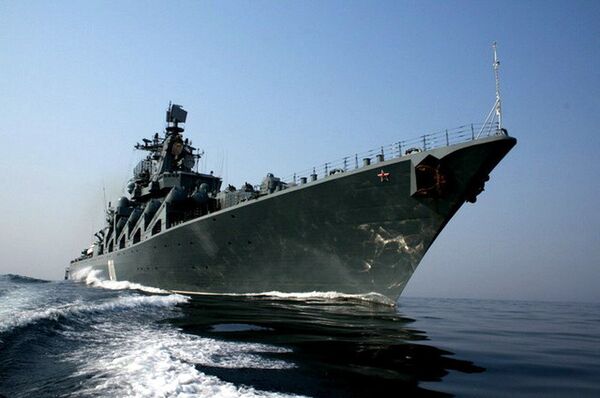 Admiralski brod Pacifičke flote raketna krstarica „Varjag“ Admiralski brod Pacifičke flote raketna krstarica „Varjag“ - Sputnik Srbija