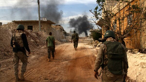 Pripadnici sirijske vojske u Alepu - Sputnik Srbija