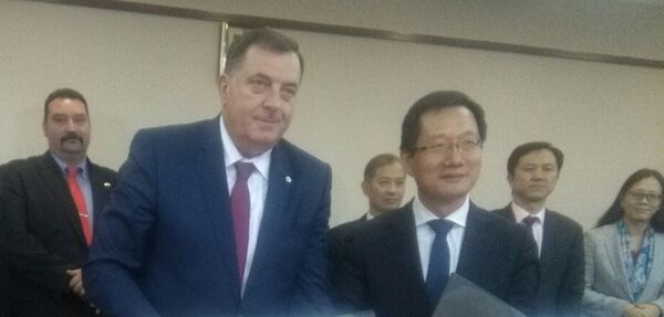 Milorad Dodik u Kini Milorad Dodik u Kini - Sputnik Srbija