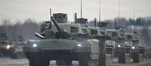 Tenkovi Armata tokom probe za vojnu paradu u Moskvi - Sputnik Srbija