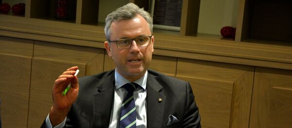 Predsednički kandidat Slobodarske partije Austrije Norbert Hofer. Predsednički kandidat Slobodarske partije Austrije Norbert Hofer. - Sputnik Srbija