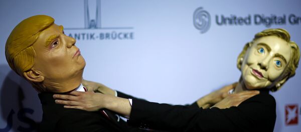 Лутке Доналда Трампа и Хилари Клинтон - Sputnik Србија