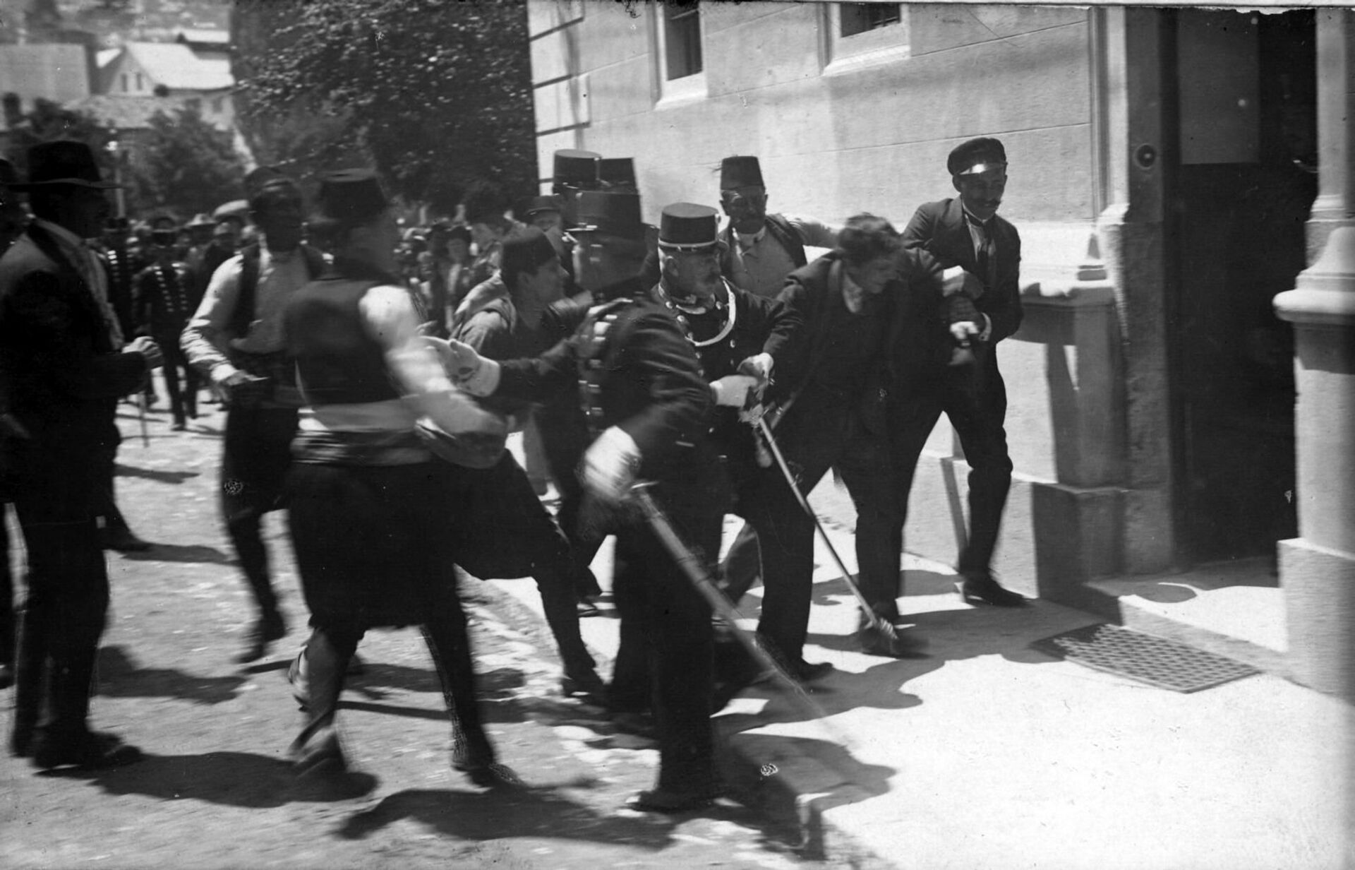 „Naše će sjene hodati po Beču...“: Dan kada je otišao Princip - Sputnik Srbija, 1920, 28.04.2021