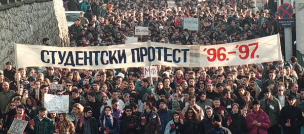 Studentki protesti 1996-1997. godine u Beogradu. Studentki protesti 1996-1997. godine u Beogradu. - Sputnik Srbija