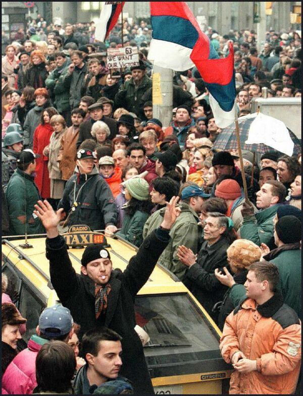 Studentki protesti 1996-1997. godine u Beogradu. Studentki protesti 1996-1997. godine u Beogradu. - Sputnik Srbija