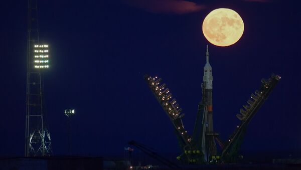 Super mesec na kosmodromu Bajkonur - Sputnik Srbija