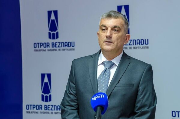 Ekonomista i lider udruženja Otpor beznađu  Mladen Bojanić - Sputnik Srbija