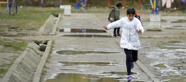 Izbeglice u centru u Krnjači Izbeglice u centru u Krnjači - Sputnik Srbija