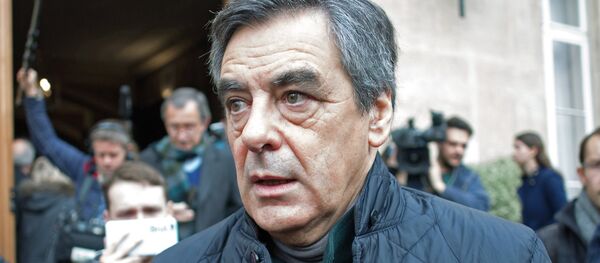 Бивши француски премијер Франсоа Фијон - Sputnik Србија