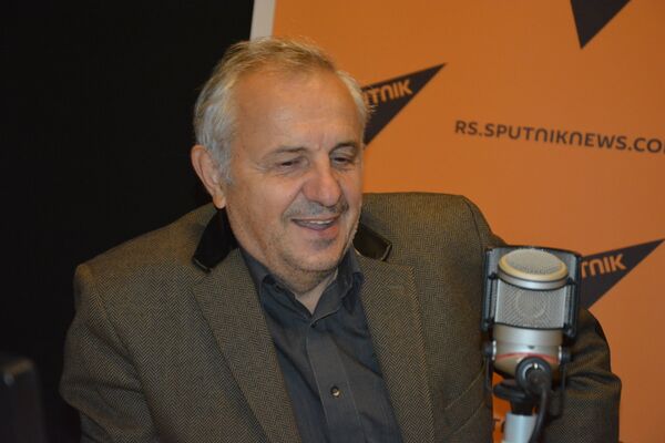 Analitičar Slobodan Reljić Analitičar Slobodan Reljić - Sputnik Srbija
