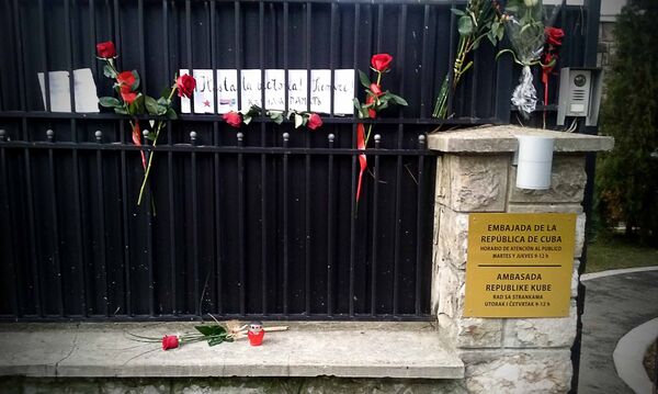 Како се Броз опростио од Кастра (фото) Како се Броз опростио од Кастра (фото) - Sputnik Србија