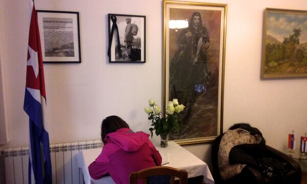 Како се Броз опростио од Кастра (фото) Како се Броз опростио од Кастра (фото) - Sputnik Србија