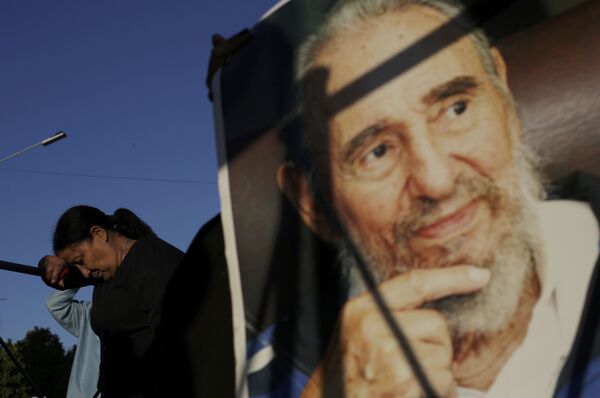 Odavanje pošte preminulom Fidelu Kastru u Havani. - Sputnik Srbija