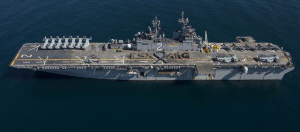 Амерички десантни брод Амерички десантни брод - Sputnik Србија